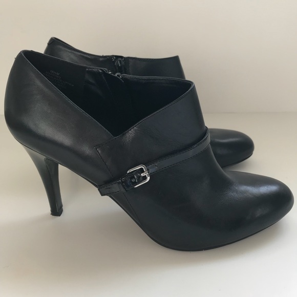 Nine West Shoes - Nine West ankle booties black heels Mariono 10.5